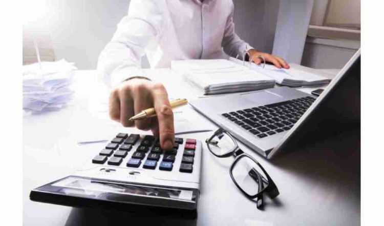 Using a Free Net Worth Calculator online to calculate your net worth